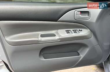 Седан Mitsubishi Lancer 2004 в 