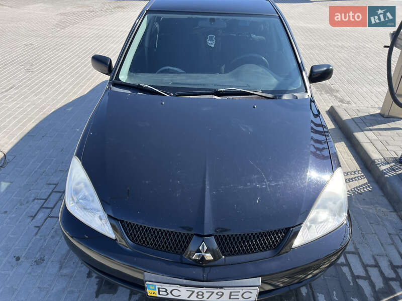 Седан Mitsubishi Lancer 2006 в Золочеві
