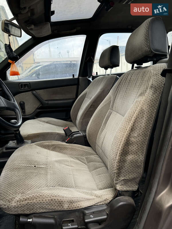 Седан Mitsubishi Lancer 1989 в Измаиле фото 9 Седан Mitsubishi Lancer 1989 в Измаиле