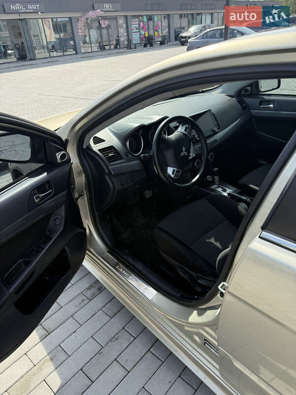 Седан Mitsubishi Lancer 2008 в Ужгороді
