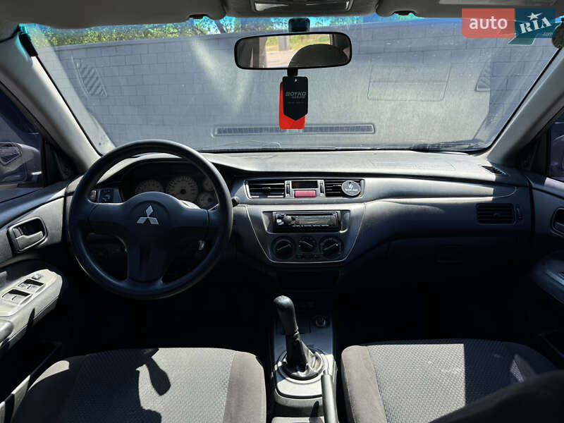 Седан Mitsubishi Lancer 2006 в Черкассах