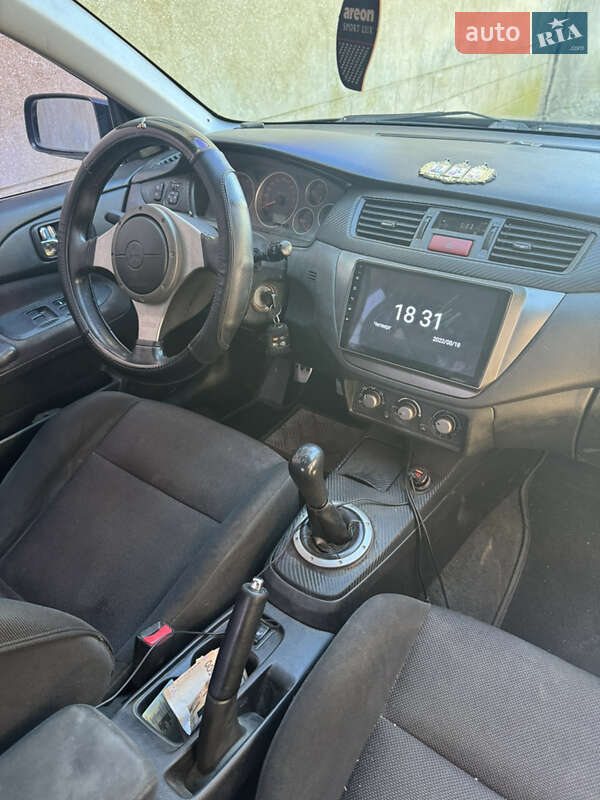 Седан Mitsubishi Lancer 2005 в Одессе
