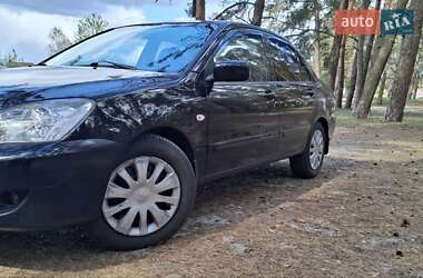 Седан Mitsubishi Lancer 2006 в Сумах