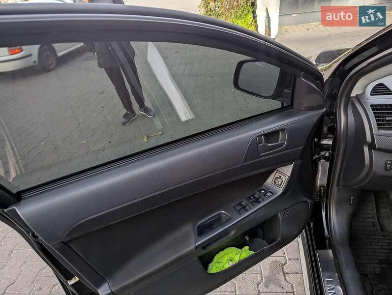 Седан Mitsubishi Lancer 2007 в Києві