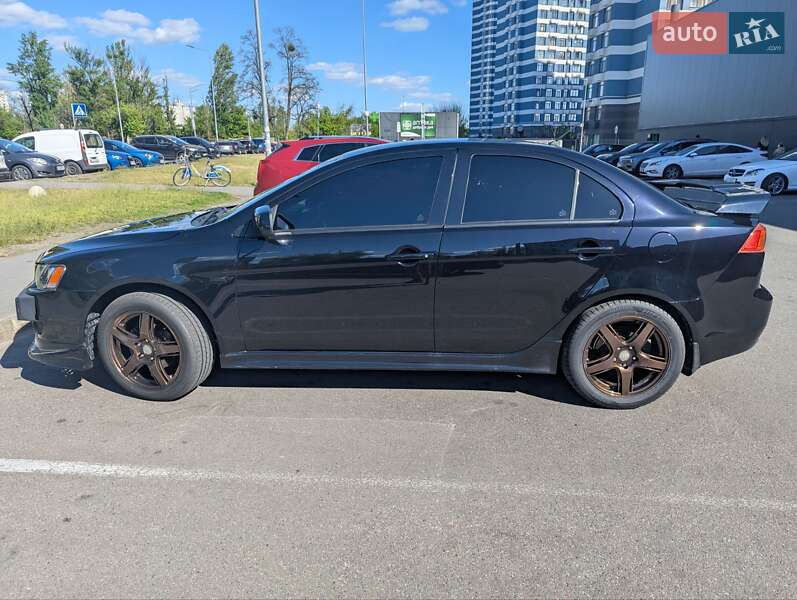 Седан Mitsubishi Lancer 2007 в Києві