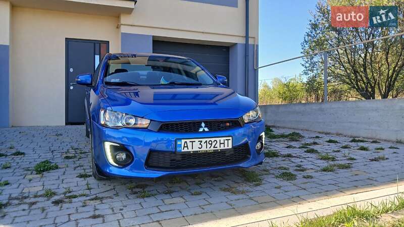 Седан Mitsubishi Lancer 2015 в Івано-Франківську