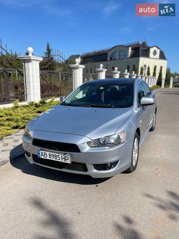 Седан Mitsubishi Lancer 2009 в 