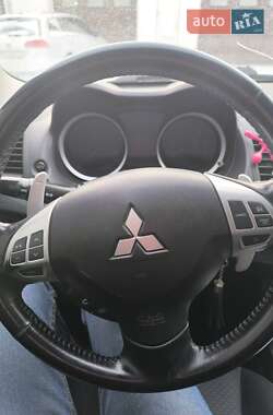 Седан Mitsubishi Lancer 2010 в 