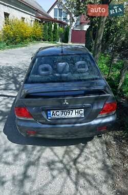 Седан Mitsubishi Lancer 2004 в 