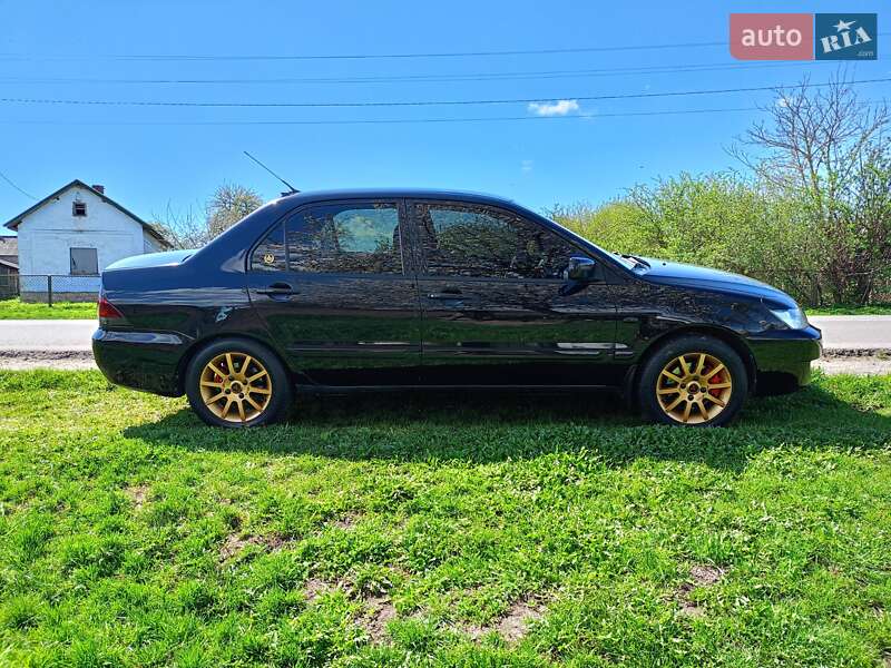 Седан Mitsubishi Lancer 2008 в Львові