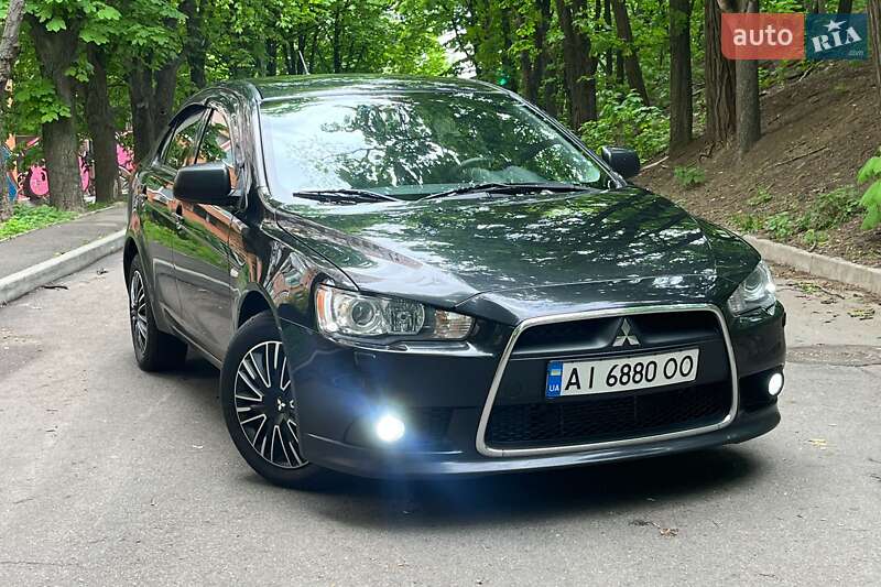 Mitsubishi Lancer 2011
