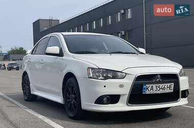 Седан Mitsubishi Lancer 2013 в Киеве