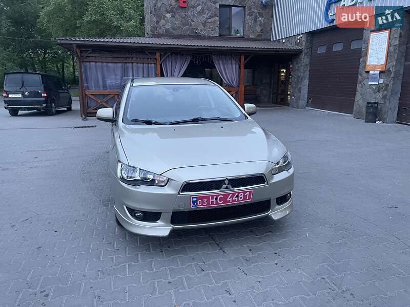 Седан Mitsubishi Lancer 2008 в Луцьку