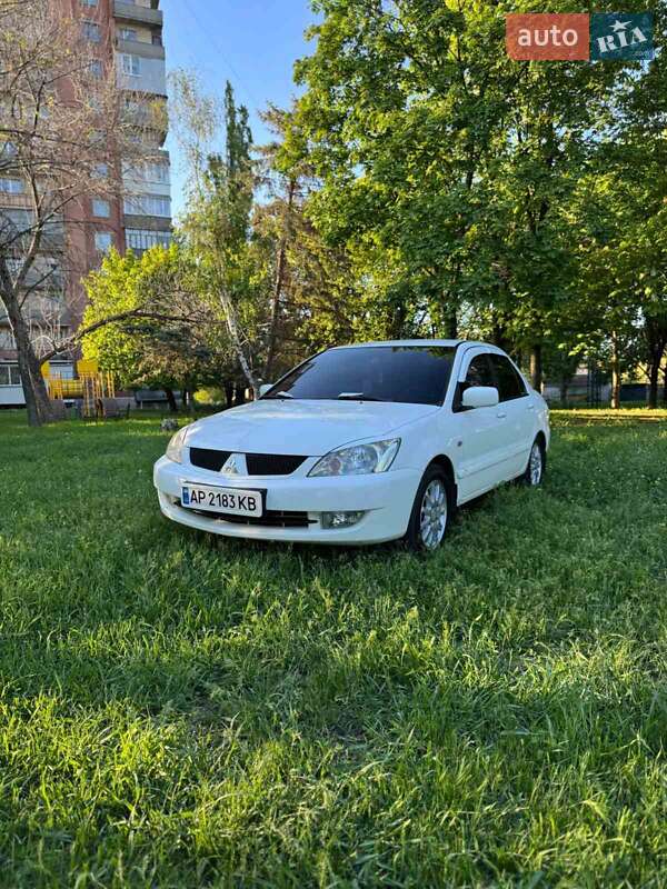 Седан Mitsubishi Lancer 2009 в Славянске