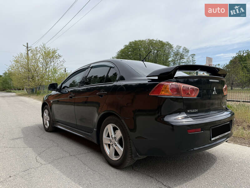 Седан Mitsubishi Lancer 2008 в Днепре