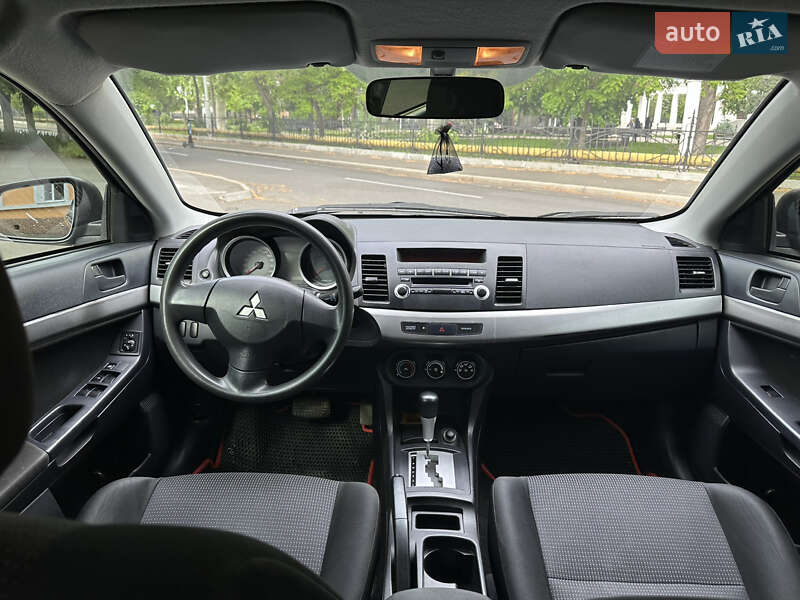 Седан Mitsubishi Lancer 2008 в Ізмаїлі