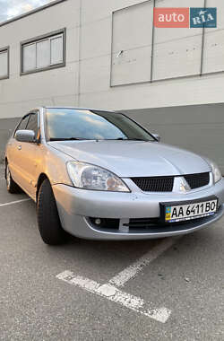 Седан Mitsubishi Lancer 2006 в Киеве