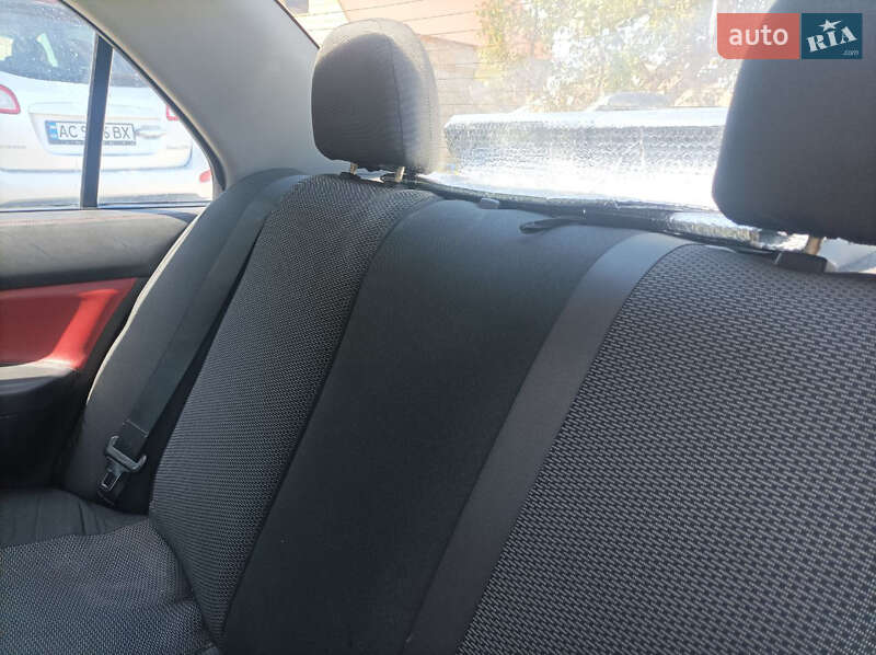 Седан Mitsubishi Lancer 2006 в Николаеве