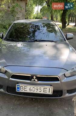 Седан Mitsubishi Lancer 2014 в Днепре