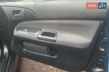 Универсал Mitsubishi Lancer 2004 в 
