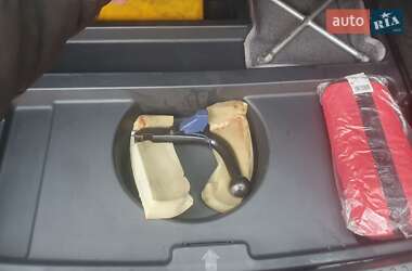 Универсал Mitsubishi Lancer 2004 в 