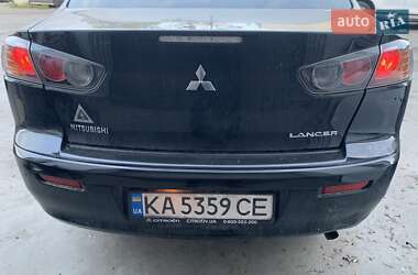 Седан Mitsubishi Lancer 2015 в 