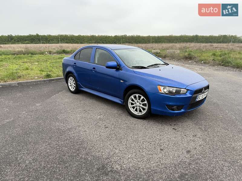 Седан Mitsubishi Lancer 2011 в 