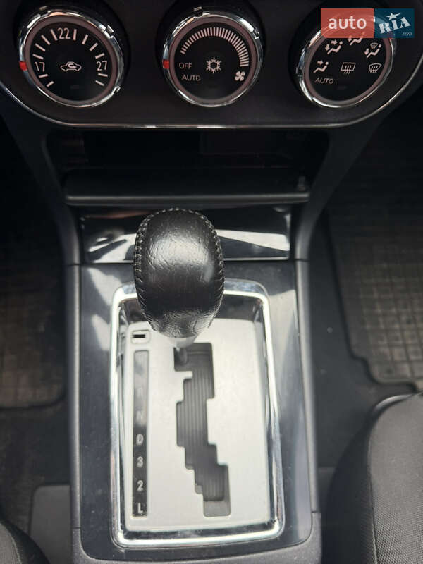 Седан Mitsubishi Lancer 2012 в Киеве