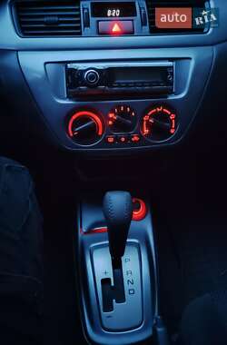 Седан Mitsubishi Lancer 2006 в 