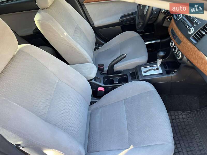 Седан Mitsubishi Lancer 2008 в Сараті
