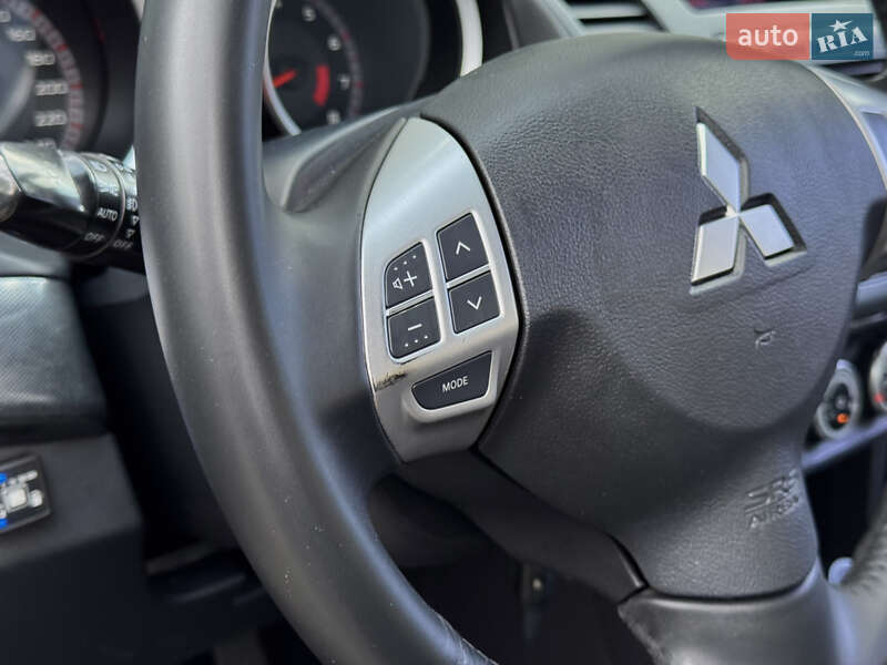 Седан Mitsubishi Lancer 2007 в Києві