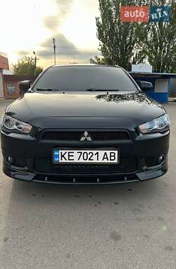 Седан Mitsubishi Lancer 2009 в Синельниково