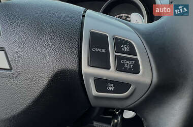 Седан Mitsubishi Lancer 2011 в 