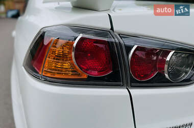 Седан Mitsubishi Lancer 2011 в 