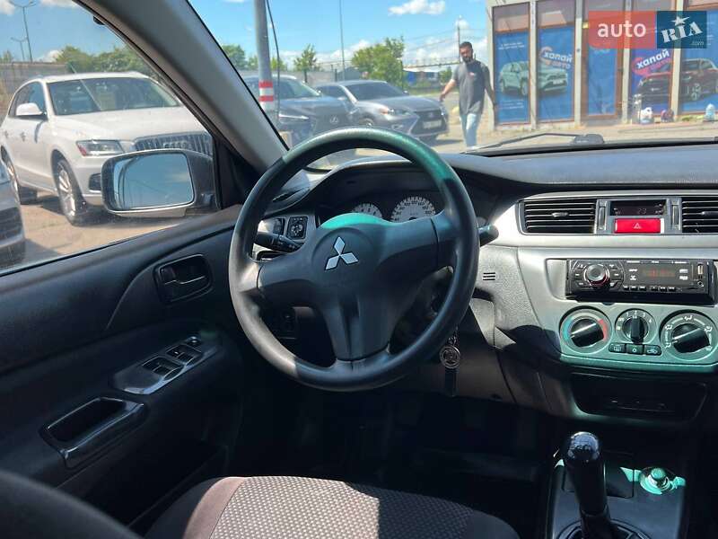 Седан Mitsubishi Lancer 2006 в Одесі