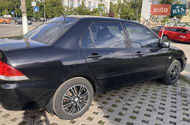 Седан Mitsubishi Lancer 2007 в Киеве