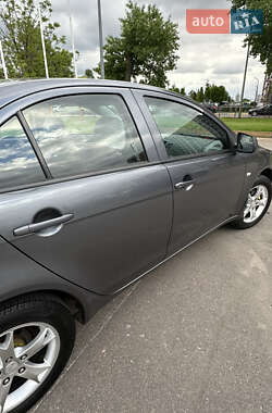 Седан Mitsubishi Lancer 2011 в 