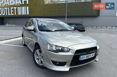 Седан Mitsubishi Lancer 2008 в Киеве