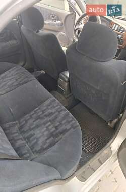 Седан Mitsubishi Lancer 1996 в 