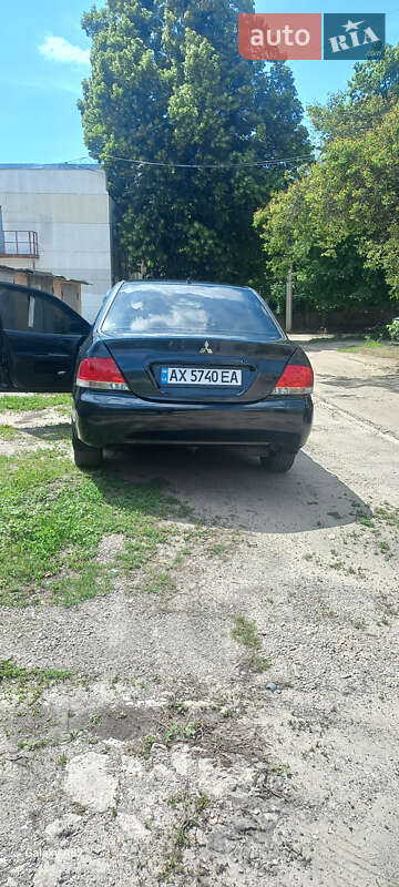 Седан Mitsubishi Lancer 2006 в Харькове