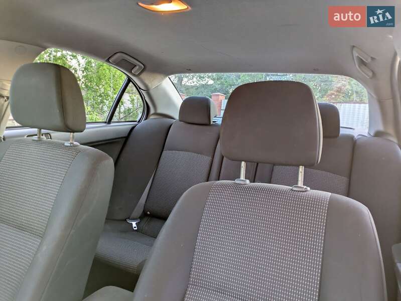 Седан Mitsubishi Lancer 2009 в Києві