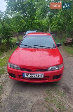 Седан Mitsubishi Lancer 1996 в Старом Селе