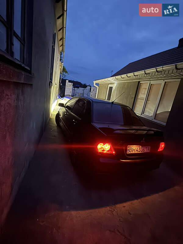 Седан Mitsubishi Lancer 2005 в Одессе