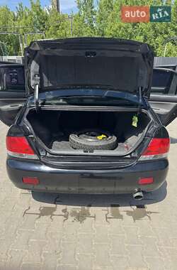 Седан Mitsubishi Lancer 2005 в 
