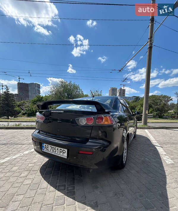 Седан Mitsubishi Lancer 2014 в Дніпрі