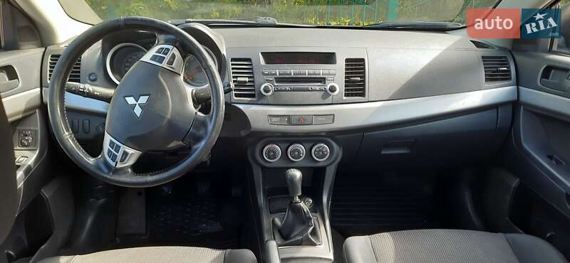 Седан Mitsubishi Lancer 2007 в Софиевской Борщаговке