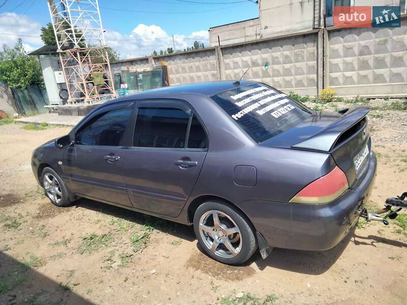 Седан Mitsubishi Lancer 2006 в Николаеве