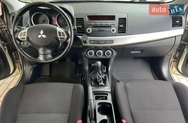Седан Mitsubishi Lancer 2009 в 