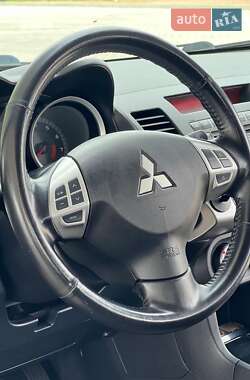 Седан Mitsubishi Lancer 2009 в 