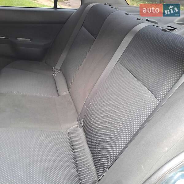 Седан Mitsubishi Lancer 2006 в Запорожье
